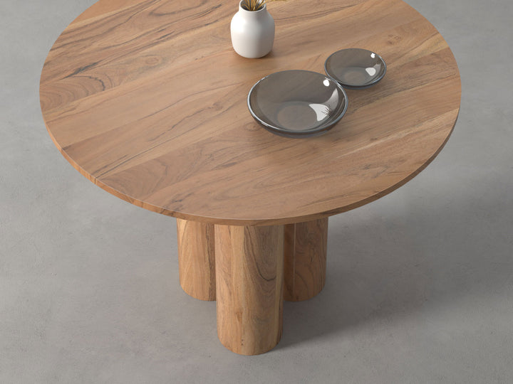 4 Seater dining table, solid acacia wood