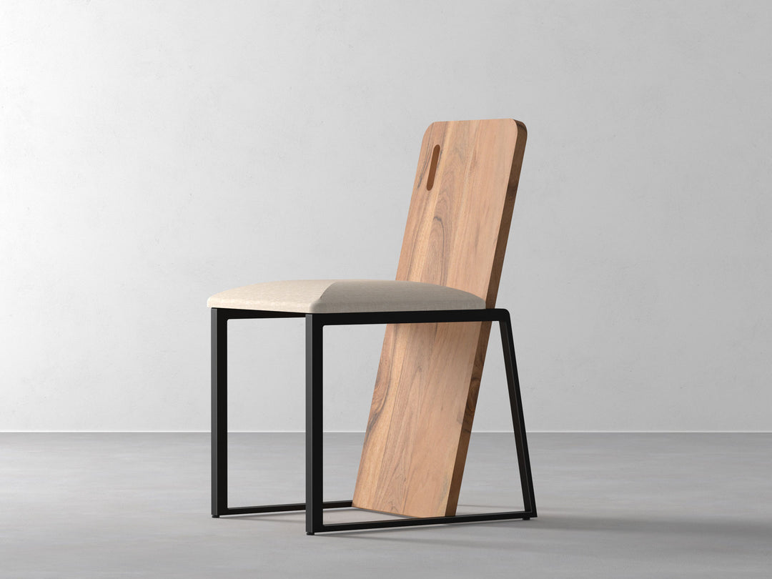 Dining chair made of solid acacia wood and carbon steel