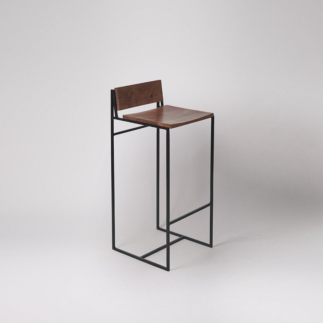 Bar stool made of solid mango wood and carbon steel - INMARWAR