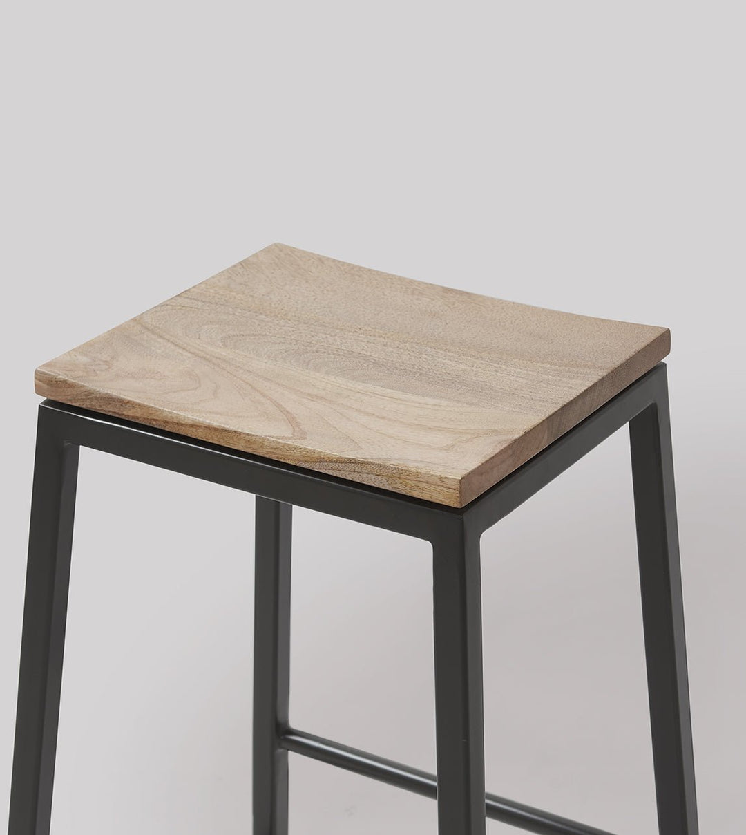 Stool made of solid mango wood and carbon steel - INMARWAR