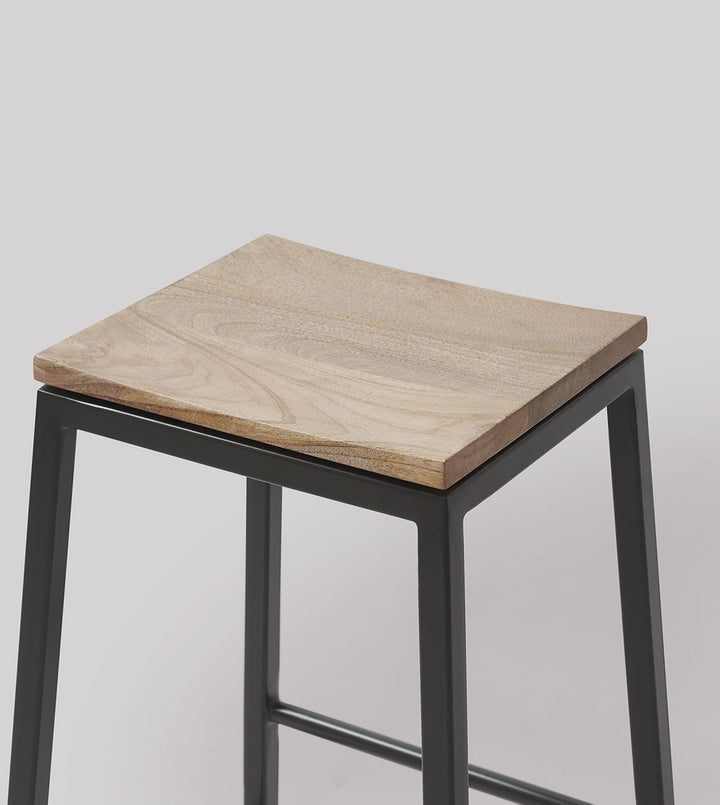 Stool made of solid mango wood and carbon steel - INMARWAR